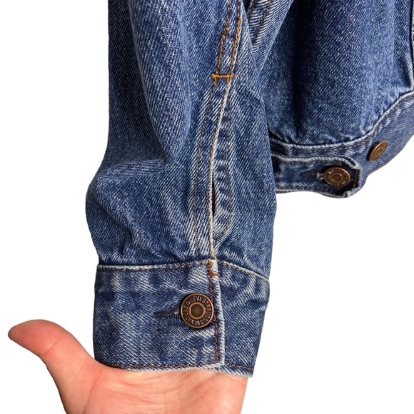 Levi Strauss Signature Trucker Jean Jacket - Picture 5 of 8